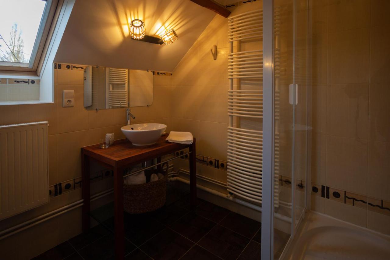 La Ferme Du P'Tit Colibri Bed & Breakfast Gury Bagian luar foto